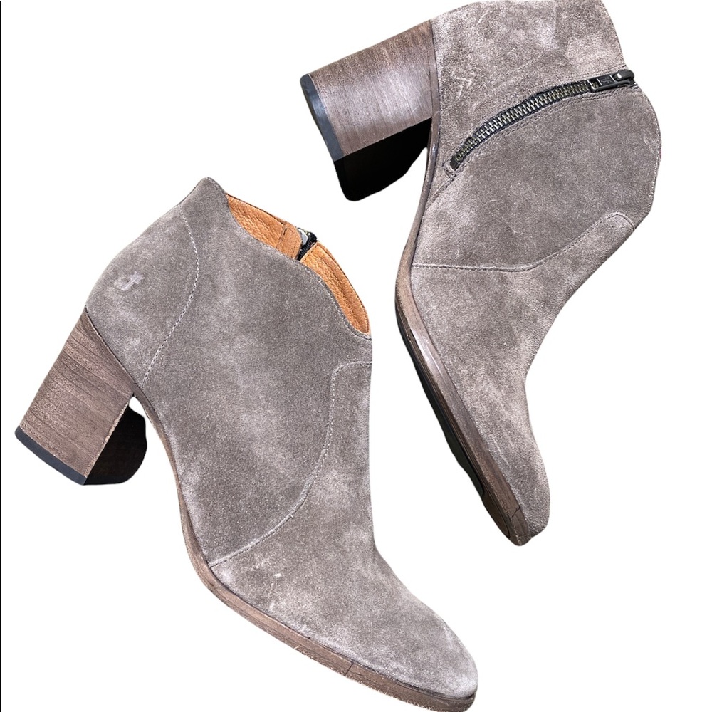Frye Suede Side zip ankle booties size 11 - Picture 2 of 7